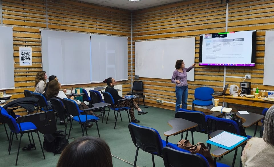 Escuela de Pedagogía fortalece la evaluación de la reflexión pedagógica en la formación práctica